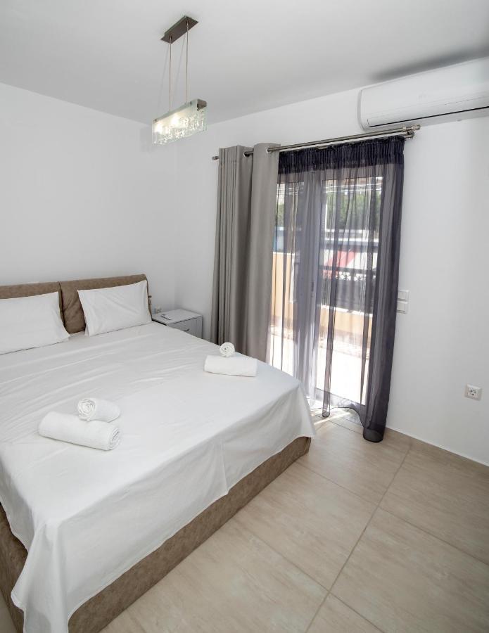 Mary'S Luxury Apartment Elaia. Eliá Lakoníasz Kültér fotó