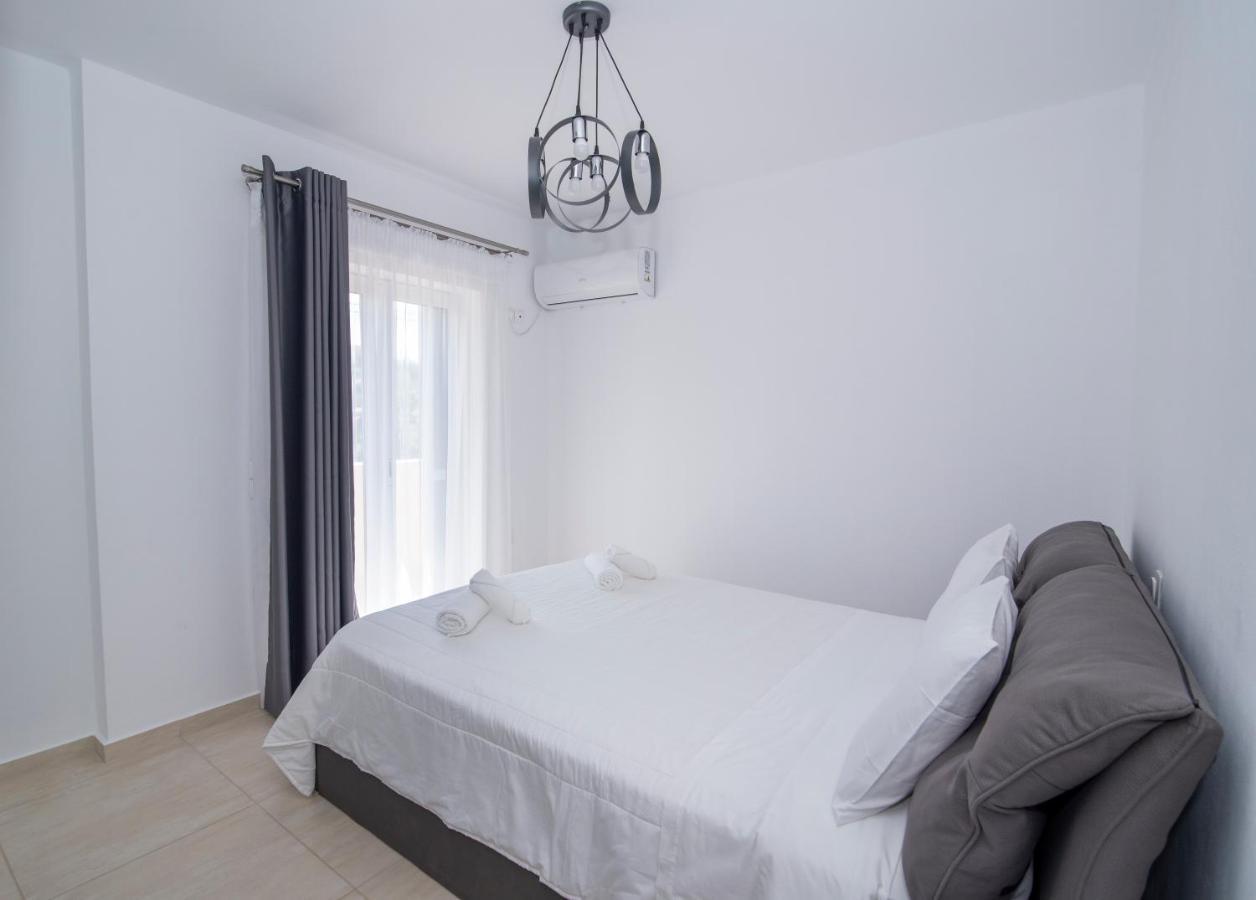 Mary'S Luxury Apartment Elaia. Eliá Lakoníasz Kültér fotó